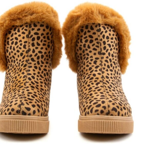 COZETTE-03 FUR SIDE CUT BOOTIES Women – Cheetah - Picture 2 of 7